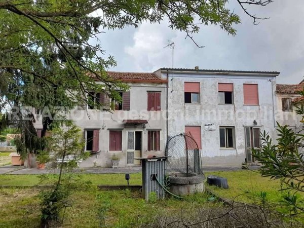 casa indipendente in vendita a Noventa Vicentina in zona Are