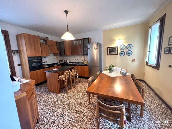casa indipendente in vendita a Noventa Vicentina in zona Are