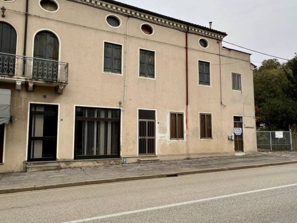 negozio in vendita ad Orgiano