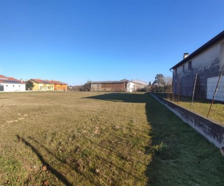terreno edificabile in vendita ad Orgiano