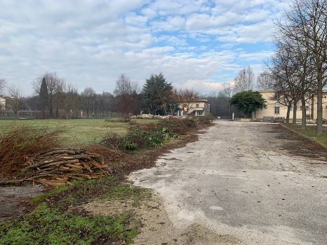 terreno edificabile in vendita ad Orgiano in zona Teonghio