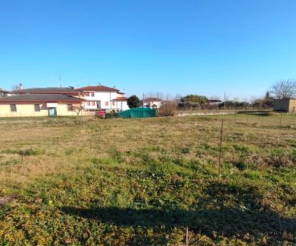 terreno edificabile in vendita ad Orgiano
