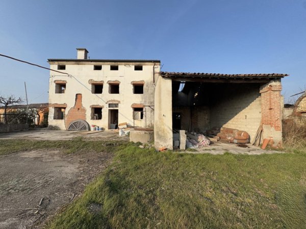 casale in vendita ad Orgiano