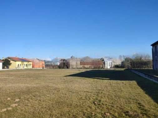 terreno edificabile in vendita ad Orgiano