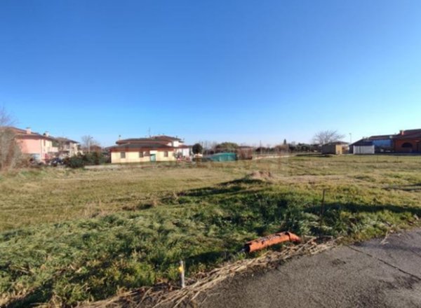 terreno edificabile in vendita ad Orgiano in zona Teonghio