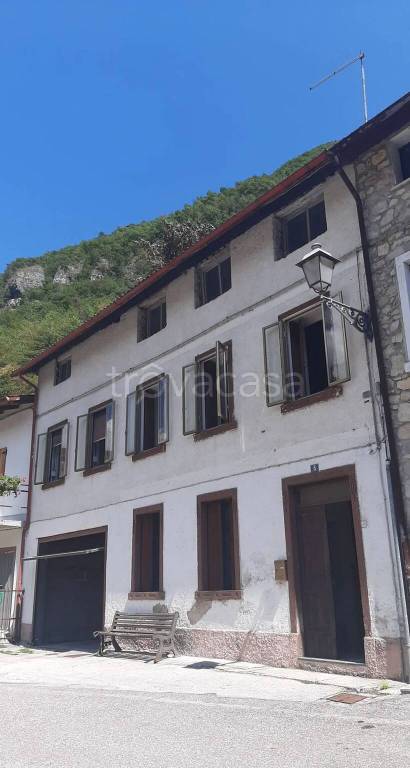 casa indipendente in vendita a Pedemonte