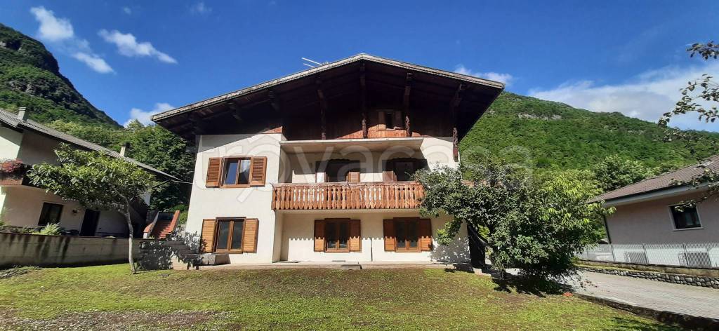 casa indipendente in vendita a Pedemonte