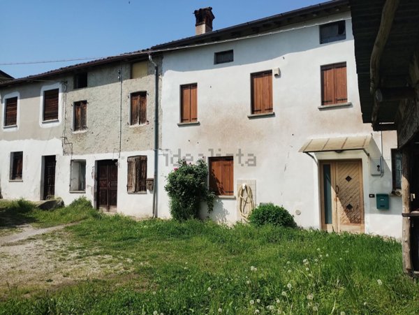 casale in vendita a Pianezze