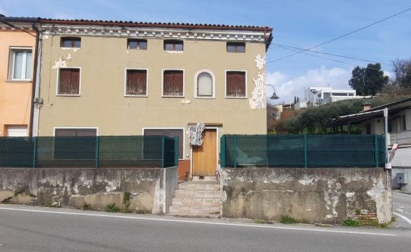 casa indipendente in vendita a Pianezze