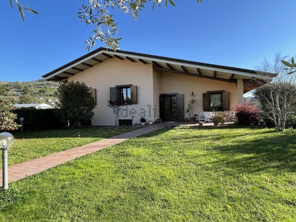 casa indipendente in vendita a Pianezze