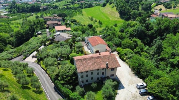 negozio in vendita a Pianezze