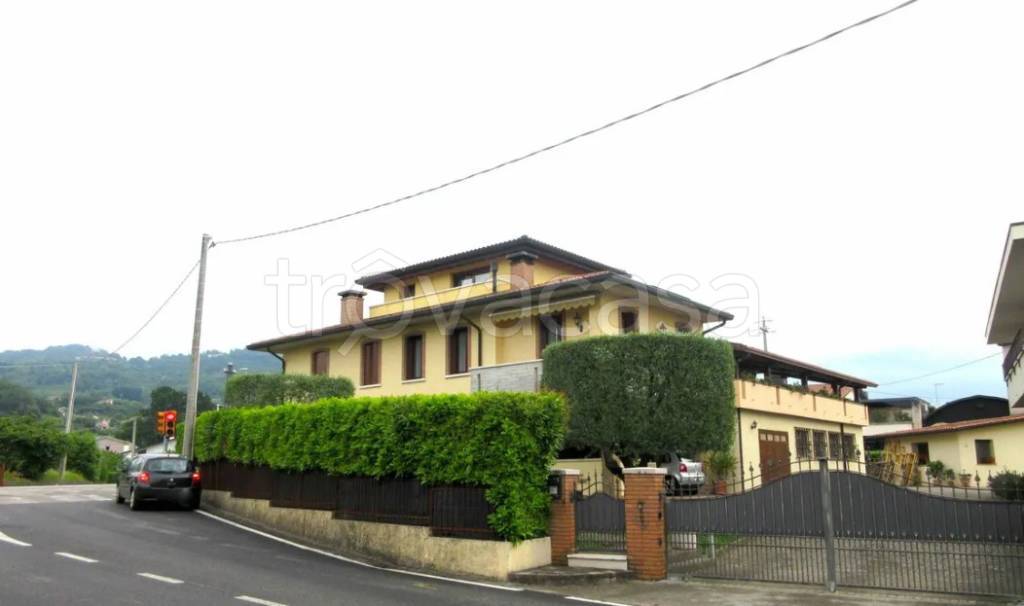 casa indipendente in vendita a Pianezze