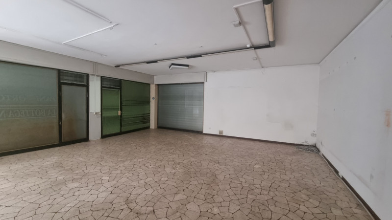 negozio in vendita a Piovene Rocchette