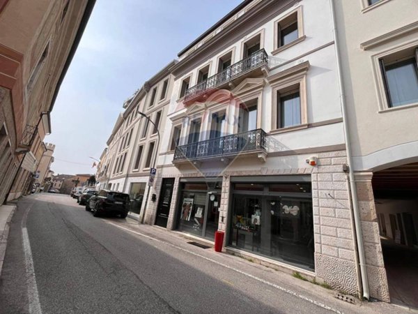 casa indipendente in vendita a Piovene Rocchette