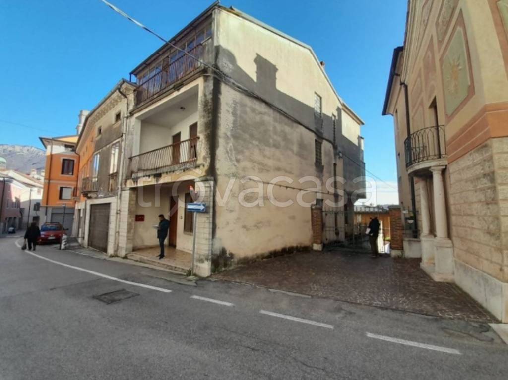 appartamento in vendita a Piovene Rocchette