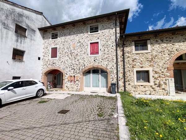 appartamento in vendita a Piovene Rocchette