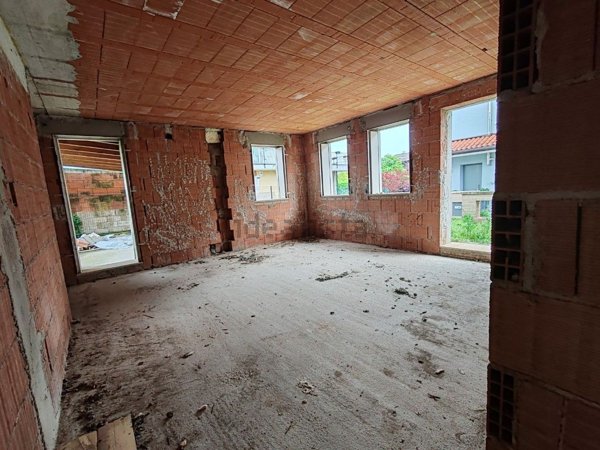 casa indipendente in vendita a Piovene Rocchette