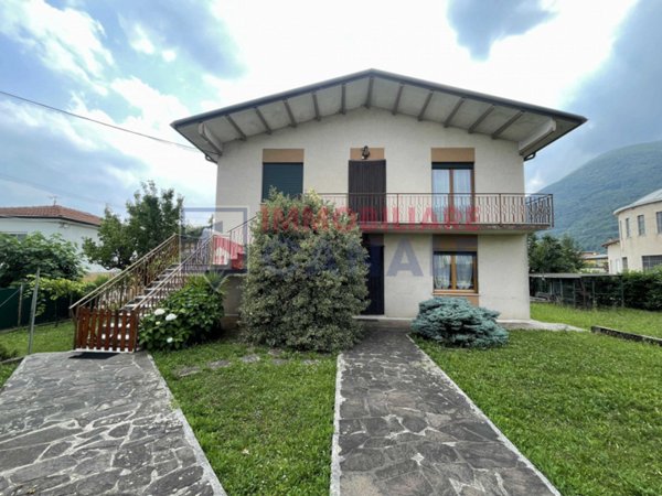 casa indipendente in vendita a Piovene Rocchette