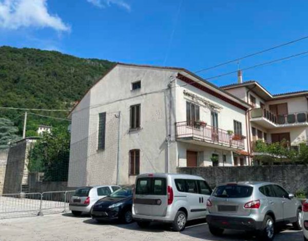 casa indipendente in vendita a Piovene Rocchette