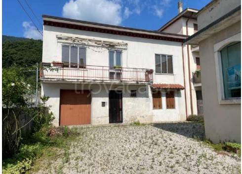 casa indipendente in vendita a Piovene Rocchette