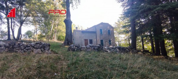 casale in vendita a Piovene Rocchette