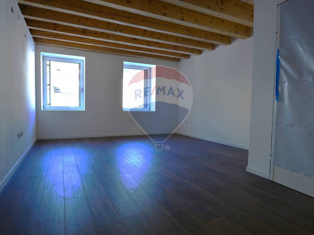 appartamento in vendita a Piovene Rocchette