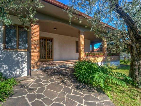casa indipendente in vendita a Piovene Rocchette
