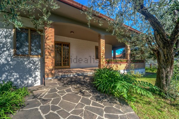 casa indipendente in vendita a Piovene Rocchette