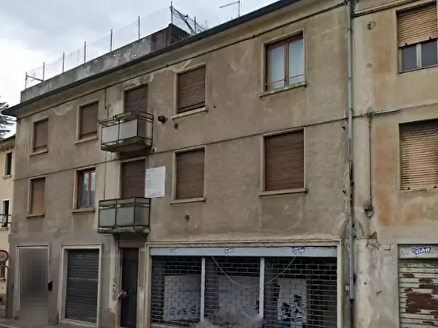 negozio in vendita a Piovene Rocchette