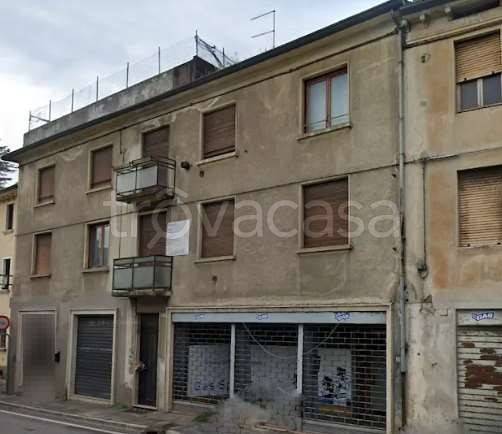 negozio in vendita a Piovene Rocchette