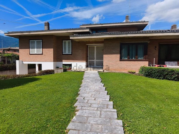 casa indipendente in vendita a Piovene Rocchette