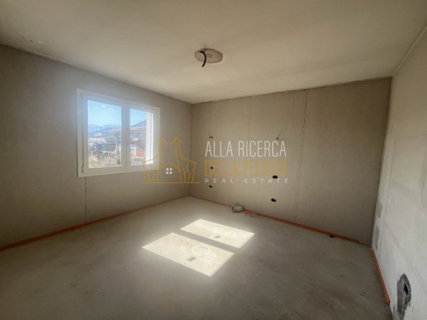 casa indipendente in vendita a Piovene Rocchette in zona Grumello