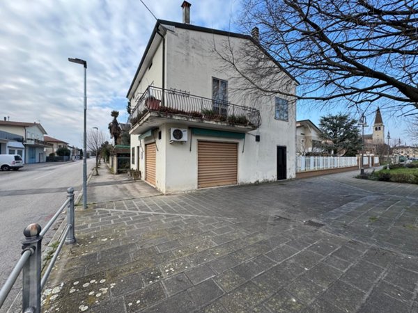casa indipendente in vendita a Pojana Maggiore