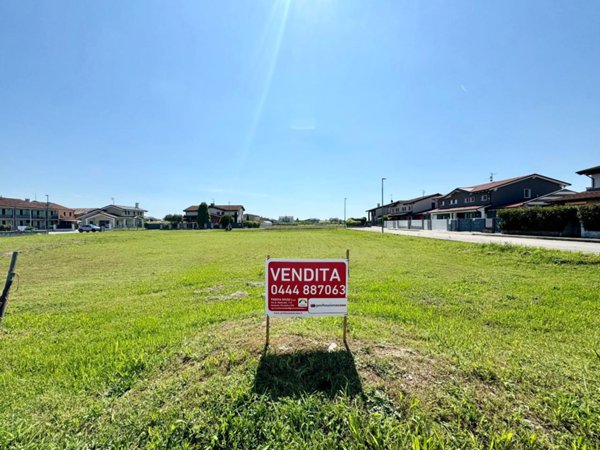 terreno edificabile in vendita a Pojana Maggiore
