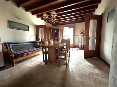 casa indipendente in vendita a Pojana Maggiore in zona Paradiso