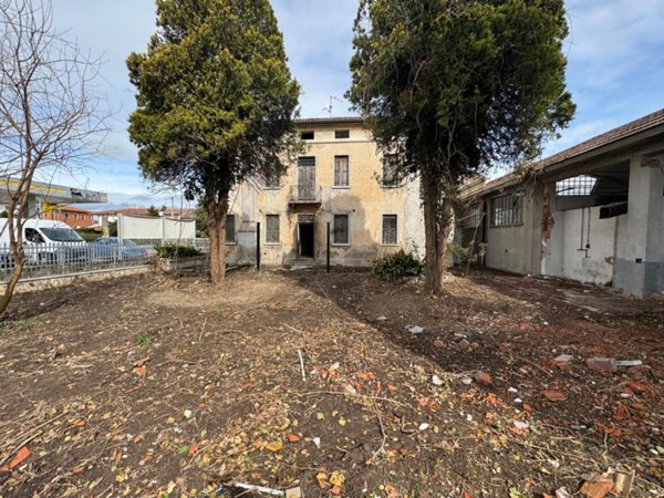casa indipendente in vendita a Pojana Maggiore