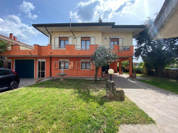 casa indipendente in vendita a Pojana Maggiore