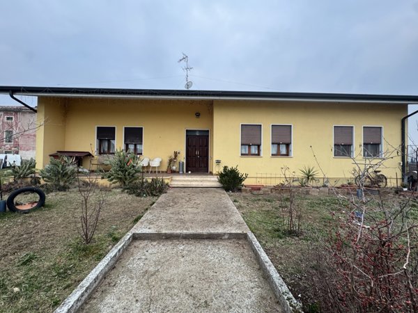 casa indipendente in vendita a Pojana Maggiore