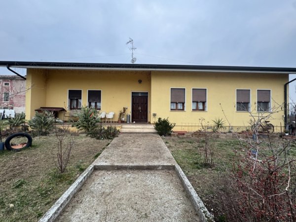casa indipendente in vendita a Pojana Maggiore