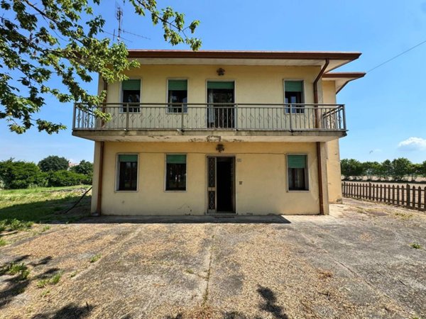 casa indipendente in vendita a Pojana Maggiore