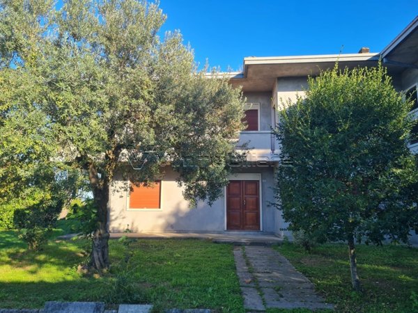 casa indipendente in vendita a Pojana Maggiore in zona Paradiso