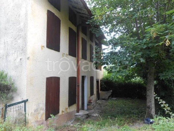 casa indipendente in vendita a Posina