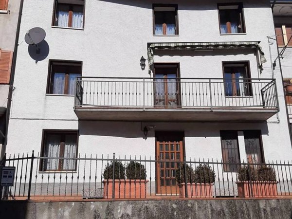 casa indipendente in vendita a Posina