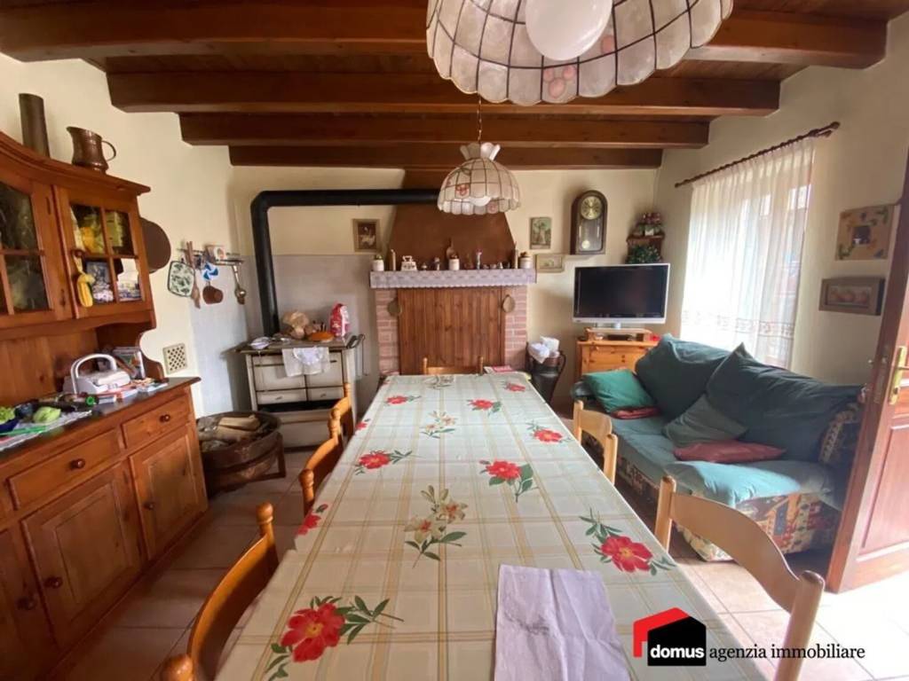 casa indipendente in vendita a Posina
