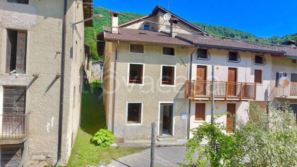 casa indipendente in vendita a Posina