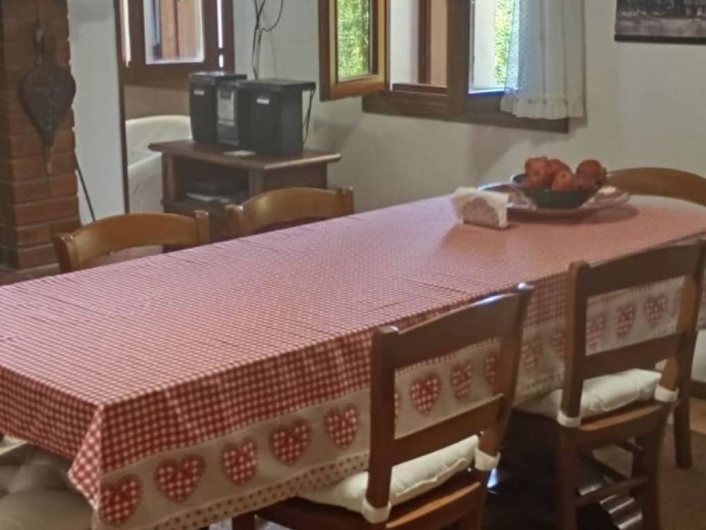 casa indipendente in vendita a Posina