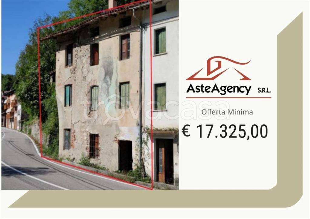 casa indipendente in vendita a Posina in zona Fusine
