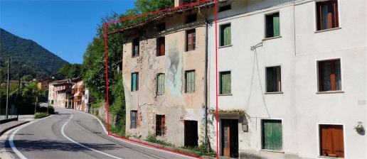 casa semindipendente in vendita a Posina in zona Fusine