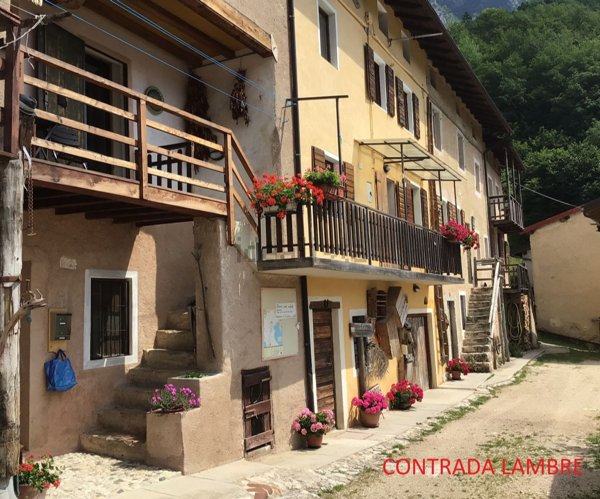 casale in vendita a Posina