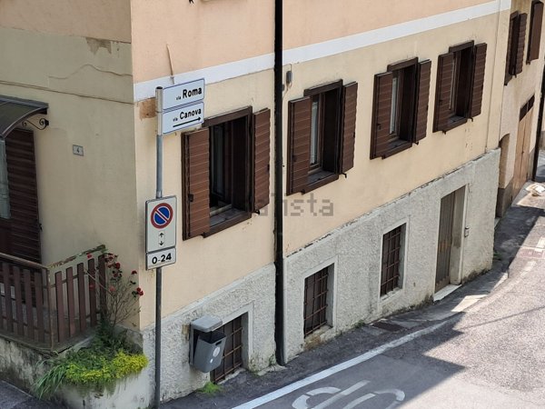 appartamento in vendita a Posina